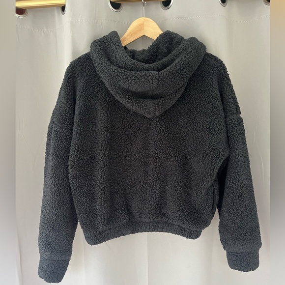 Cozy Girls Cleveland Cavs Pullover Hoodie-  Medium - Picture 2 of 4